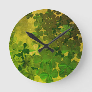 St. Patrick's Day and Good Luck ,‎Four-leaf clover Round Clock