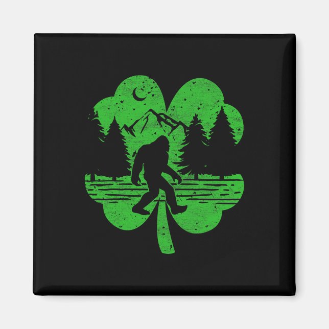 St Patricks Day Bigfoot Irish Sasquatch Saint Padd Magnet (Front)
