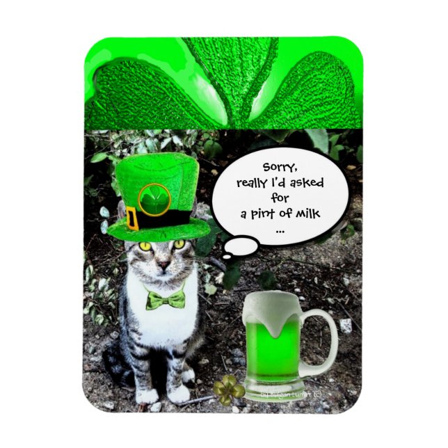 ST PATRICK'S  DAY CAT  WITH GREEN IRISH BEER MAGNET (Vertical)