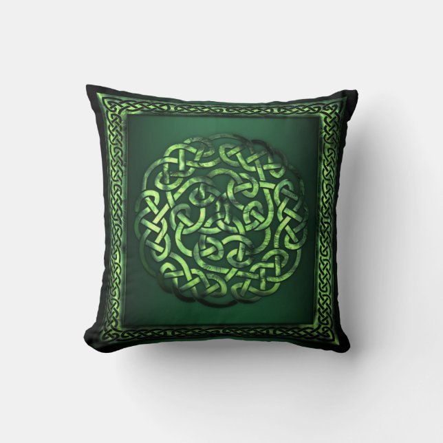 St. Patrick's Day - Celtic Pattern Round/SqFrame Throw Pillow (Front)