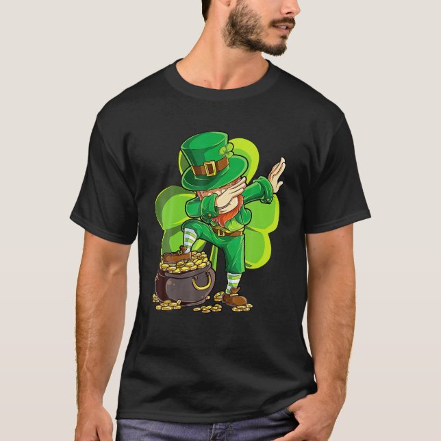 St Patricks Day Dabbing Leprechaun Boys Kids Men G T-Shirt (Front)