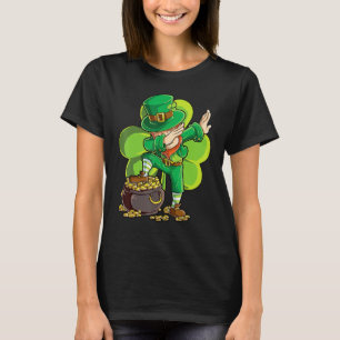 St Patricks Day Dabbing Leprechaun Boys Men Funny  T-Shirt