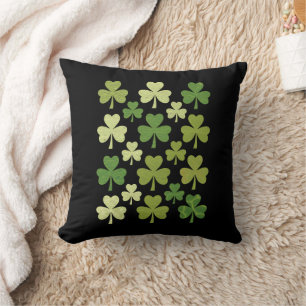 St Patrick's Day Heart Lucky Clover Shamrock Throw Pillow