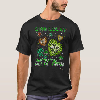 St Patricks One Lucky Icu Nurse Buffalo Leopard He T-Shirt
