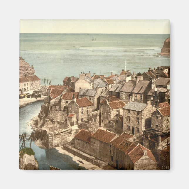 Staithes, Yorkshire, England Magnet (Front)