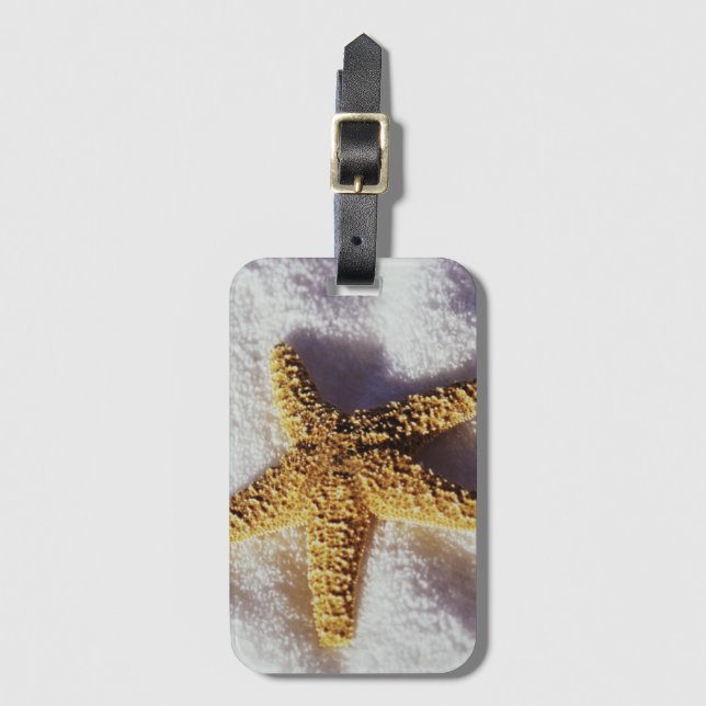 Starfish On A Towel Luggage Tag (Front Vertical)