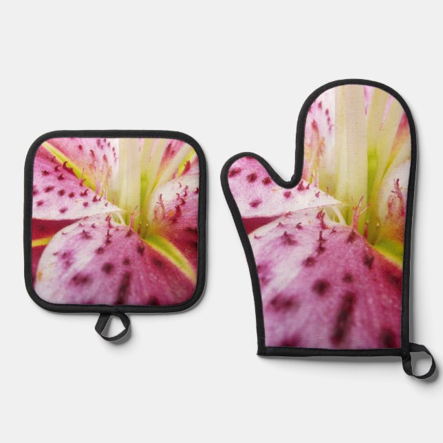 Stargazer Lily Bright Magenta Floral Oven Mitt & Pot Holder Set (Front)