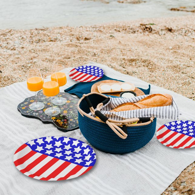 Stars N Stripes Red White Blue Paper Plate (Creator Uploaded)