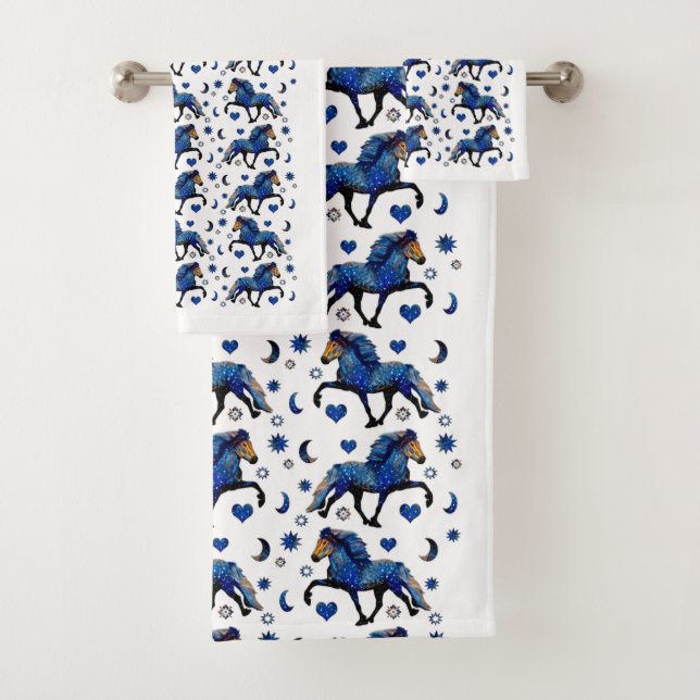 Stary Night Charismatic Tolting Icelandic horse Bath Towel Set (Insitu)