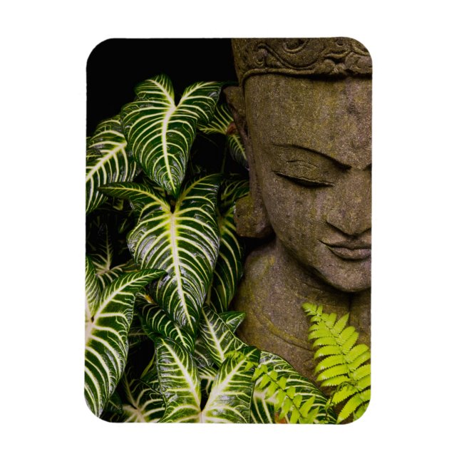 Statue in a Garden Location Information: Chiang Ma Magnet (Vertical)