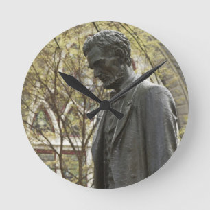 Statue of Abraham Lincoln, Portland, Oregon Round Clock