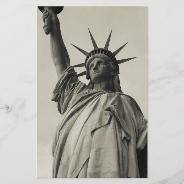 Statue of Liberty 10 Stationery (Front)