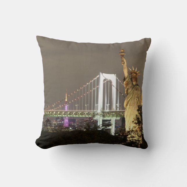 Statue Of Liberty & New York Skyline Throw Pillow (Front)
