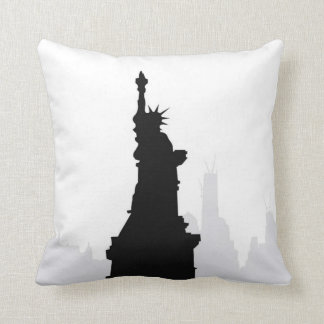 Statue of Liberty, New York Throw Pillow