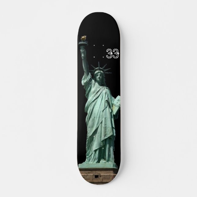 statue of liberty skateboard (Front)
