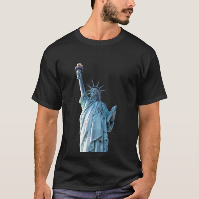 Statue of liberty  T-Shirt (Front)