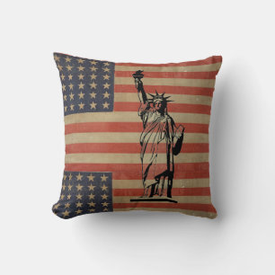 Statue of Liberty Throw Pillow
