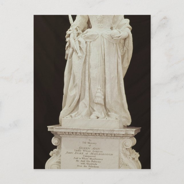 Statue of Queen Anne  1735 Postcard (Front)