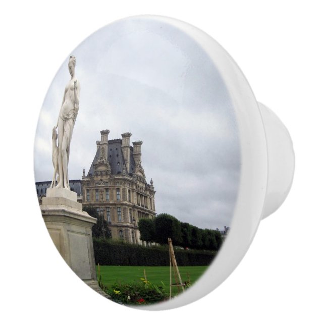 Statue sur le Louvre - bouton (Droite)