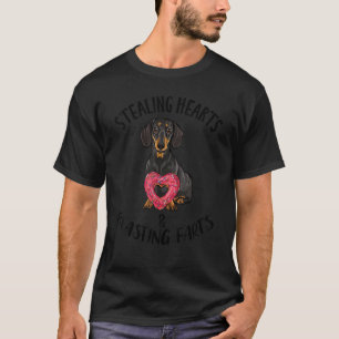 Stealing Heart Blasting Farts Black Dachshund Vale T-Shirt