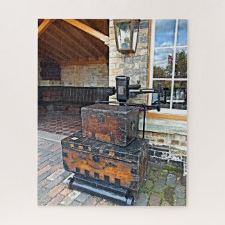 STEAM TRAIN LUGGAGE SCALES JIGSAW PUZZLE