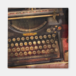 Steampunk - Just an ordinary typewriter Magnet