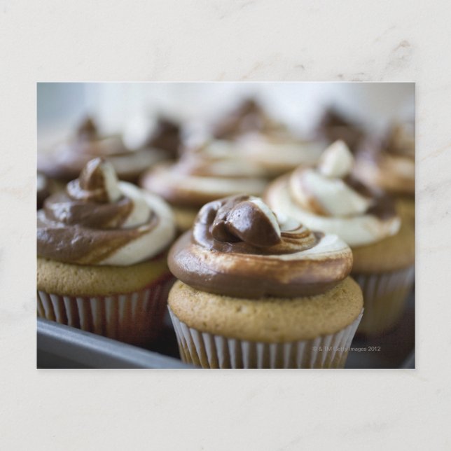 Step by step photos of peanut butter cupcakes postcard (Front)