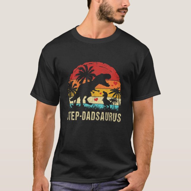 Step Dad Dinosaur Funny Kid Step Dad Saurus 2022 G T-Shirt (Front)