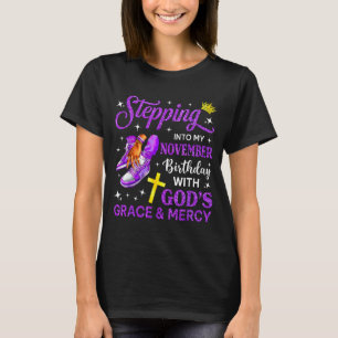 Stepng Into My November Birthday Queen Sneakers Gi T-Shirt