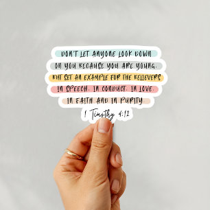 Sticker 1 Timothée 4:12 Verset biblique pour la jeunesse c