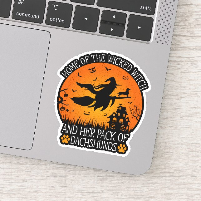 Sticker Accueil De La Sorcière Et Son Pack De Cool Dachshu (Détail)