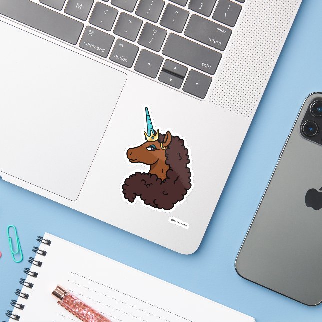 Sticker Afro Unicorn | Unique (Ordinateur portable avec iPhone)