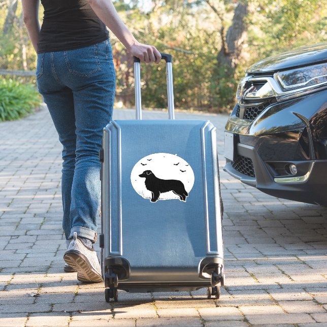 Sticker Australian Shepherd Dog � Halloween Moon Silhouett (Valise Insitu)