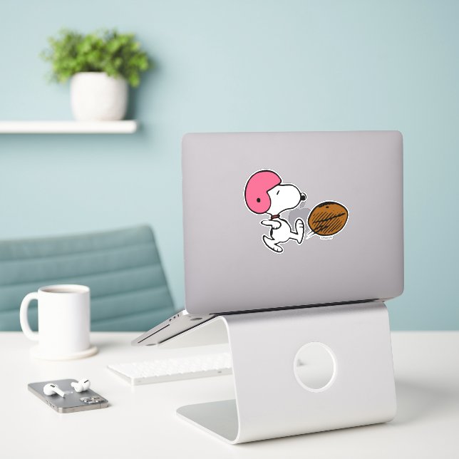 Sticker cacahuètes | Snoopy Football Kicker (Ordinateur portable sur le bureau)