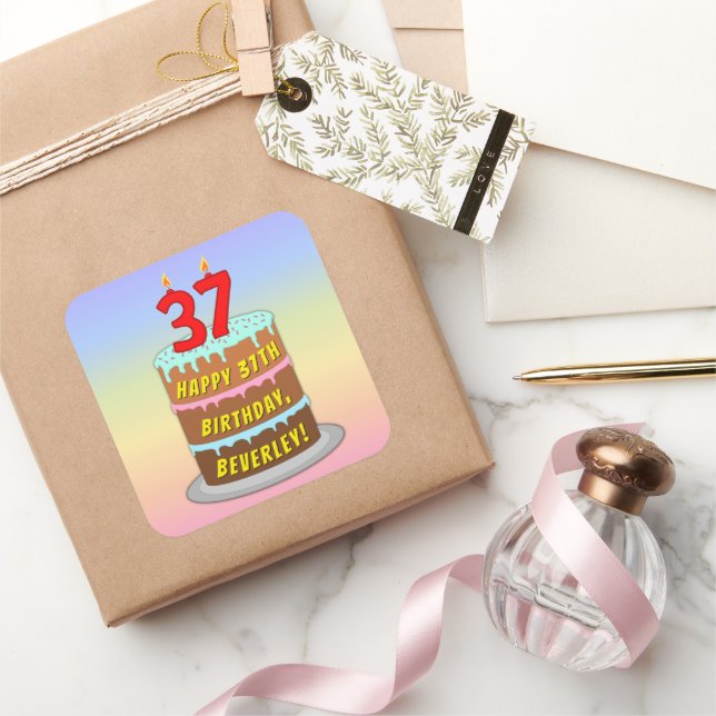 Sticker Carré 37e anniversaire : Gâteau et bougies amusants + No (Cadeaux)