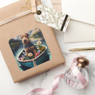 Sticker Carré Airedale Dog on a Paddle : Une aventure Pittoresqu
