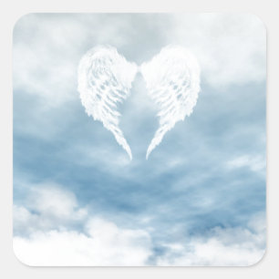 Sticker Carré Ange des ailes dans le ciel bleu nuageux