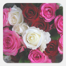 Bouquet de roses roses roses, blanches et rouges -