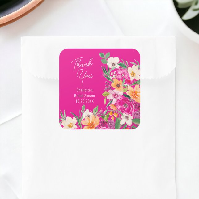 Sticker Carré Bright bold fleurs sauvages script douche de marié (Bright bold wild flowers script bridal shower square sticker on neon pink)