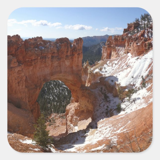 Sticker Carré Bryce Canyon Pont naturel Paysage neigeux Photo (Devant)