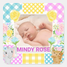 Cadre photo floral et à carreaux nouveau-né bébé