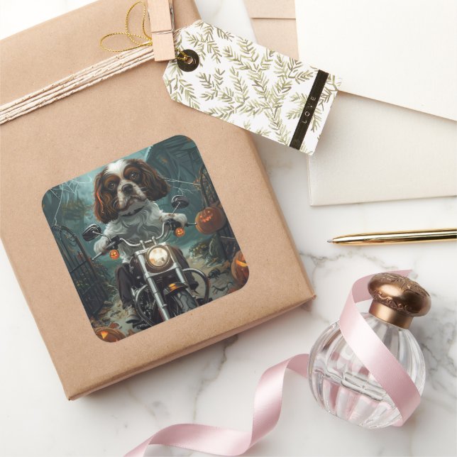 Sticker Carré Cavalier King Charles Spaniel Halloween effrayant (Cadeaux)