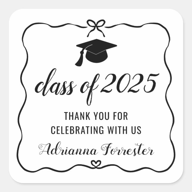 Sticker Carré Classe De 2025 Mignonne Bow Graduate Casquette | M (Devant)