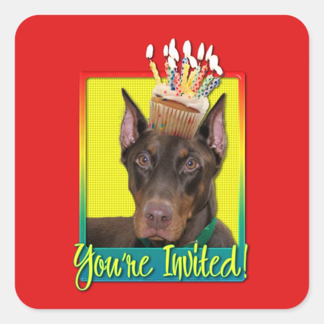 Sticker Carré Cupcake d'invitation - Doberman - Rouge - Rocky (Devant)