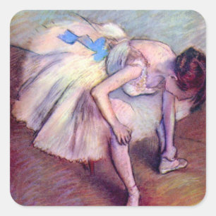 Sticker Carré Danseuse assise par Edgar Degas, Art de ballet vin
