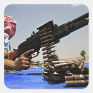 Sticker Carré Des obus de 762 mm se trouvent sur le camion