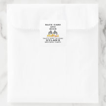 Drapeau à damier de voitures de course et de bière