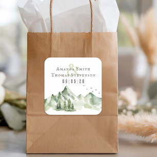 Sticker Carré Élégant paysage de montagne vert serein mariage