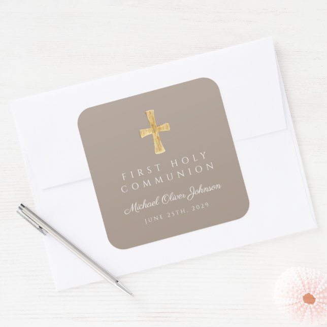 Sticker Carré Elégant Taupe Cross Boy First Communion (Enveloppe)
