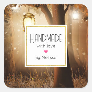 Sticker Carré Fait à la main avec l'amour Forêt magique et les l